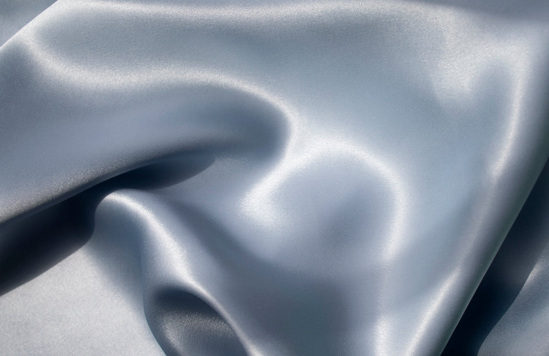 Why Silk Pillowcases Improve Skin Health